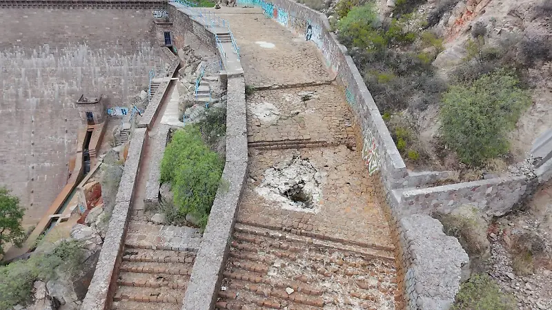 Presa San José. deterioro 